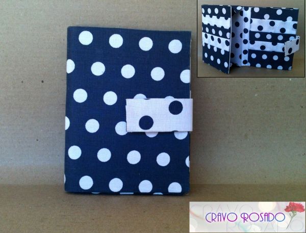 Azul com bolinha Branca